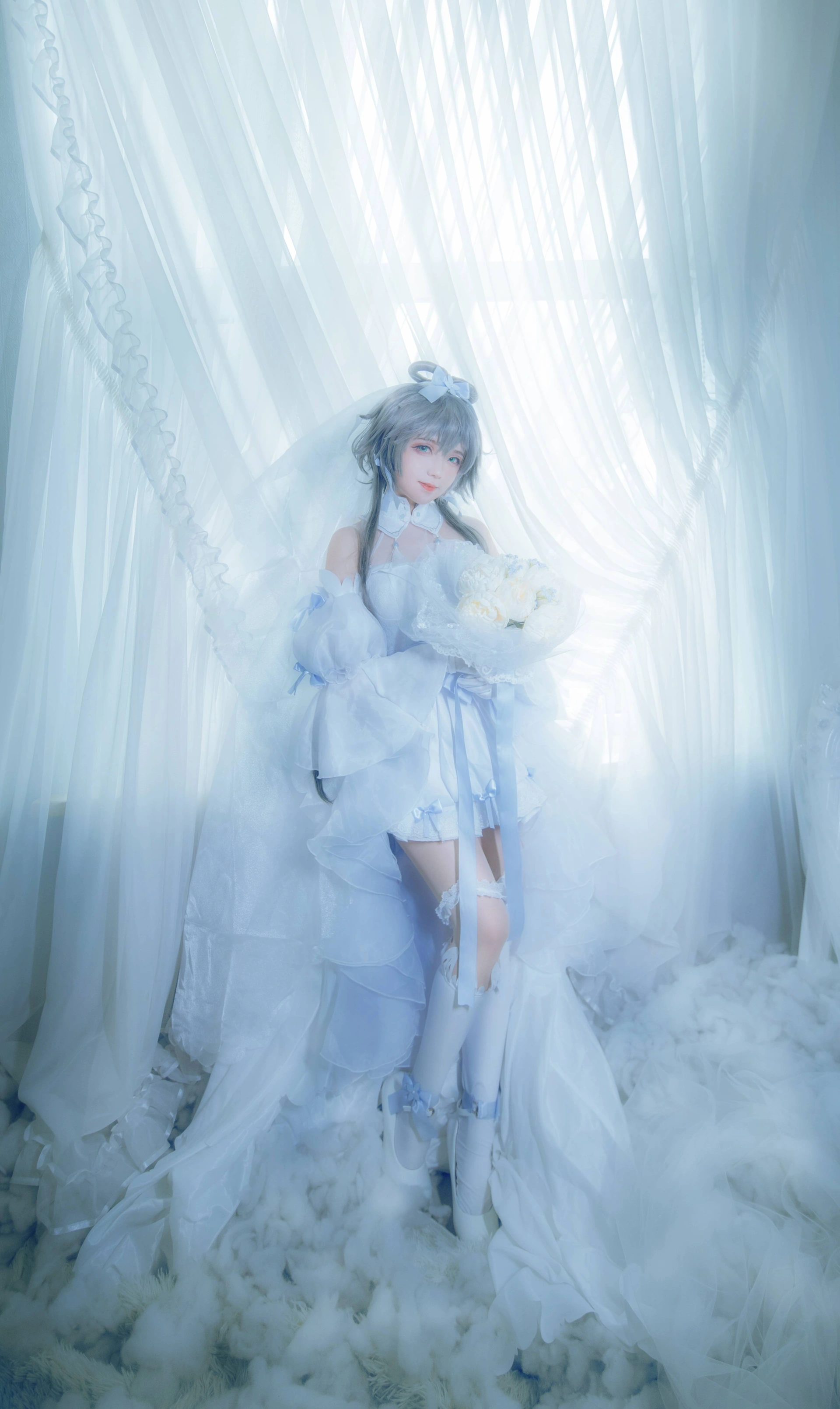 渊秧 - NO.09 Vocaloid洛天依婚纱cos 1