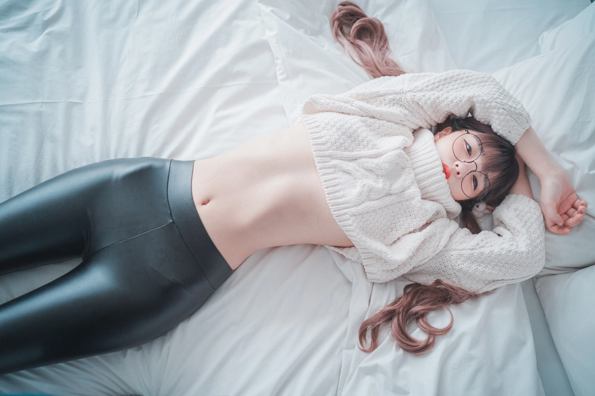 Jenny (정제니) - NO.11 [DJAWA] Loose and Tight White 3